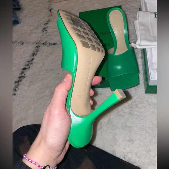 Bottega Veneta mules - Picture 3 of 6